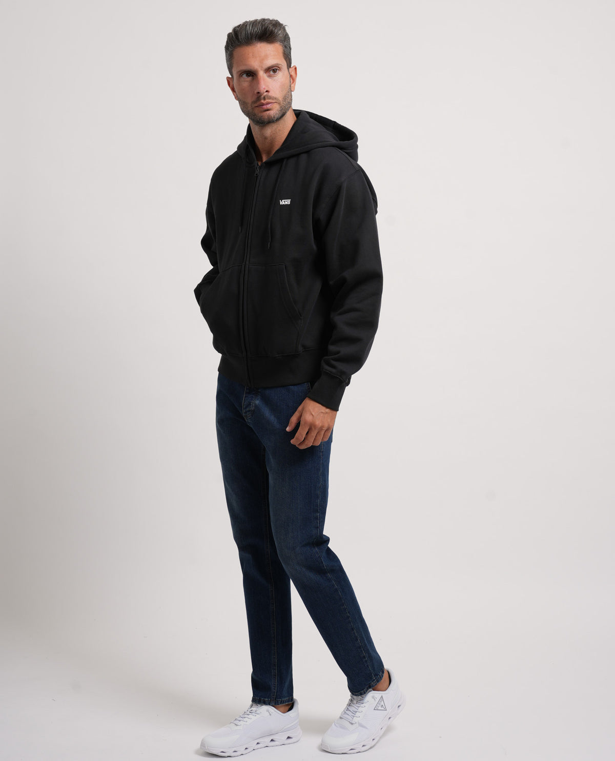 Felpa uomo Vans fullzip e logo in petto 