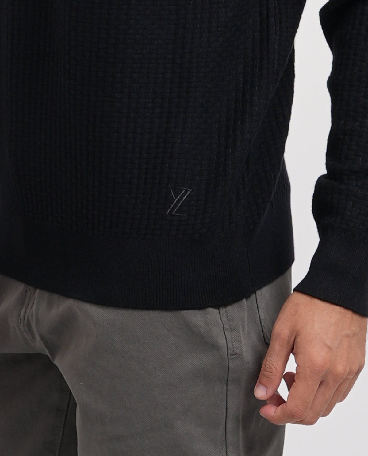 Maglione uomo Yes Zee con mini tramatura all-over 
