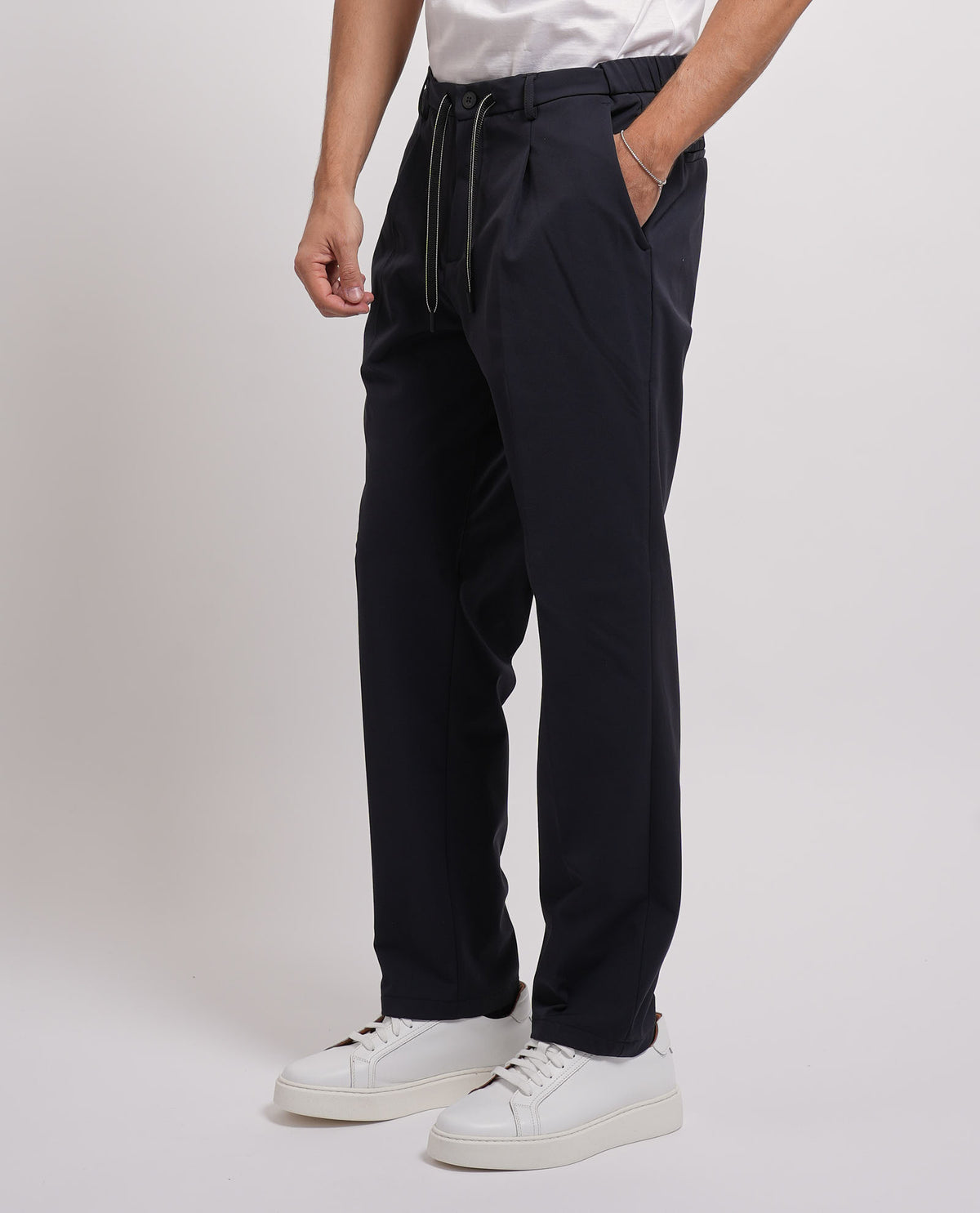 Pantaloni uomo chinos con pinces Yes Zee 