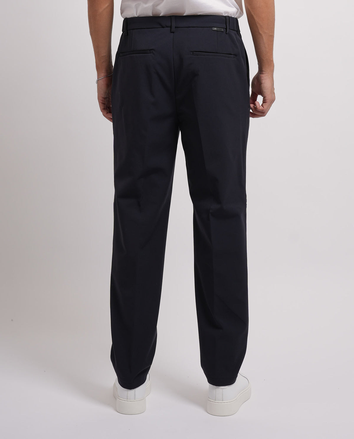 Pantaloni uomo chinos con pinces Yes Zee 