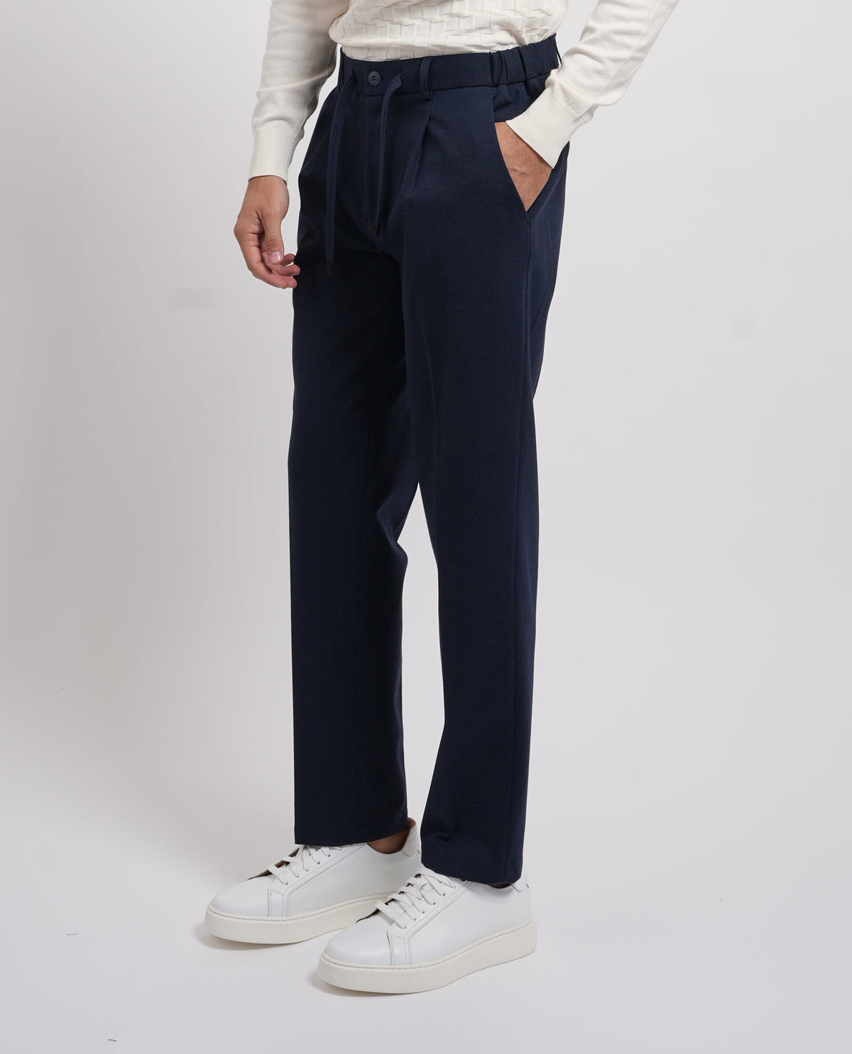 Pantaloni uomo Yes Zee con pinces e laccetto 