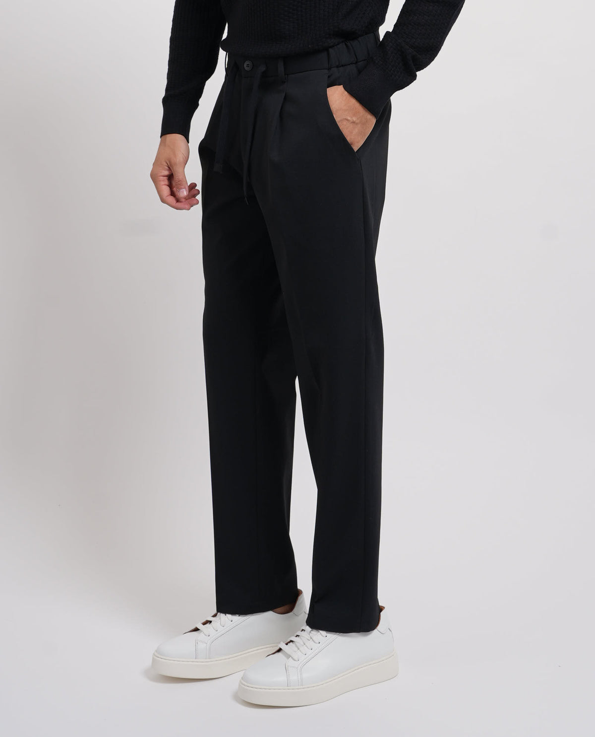Pantaloni uomo Yes Zee con pinces e laccetto 