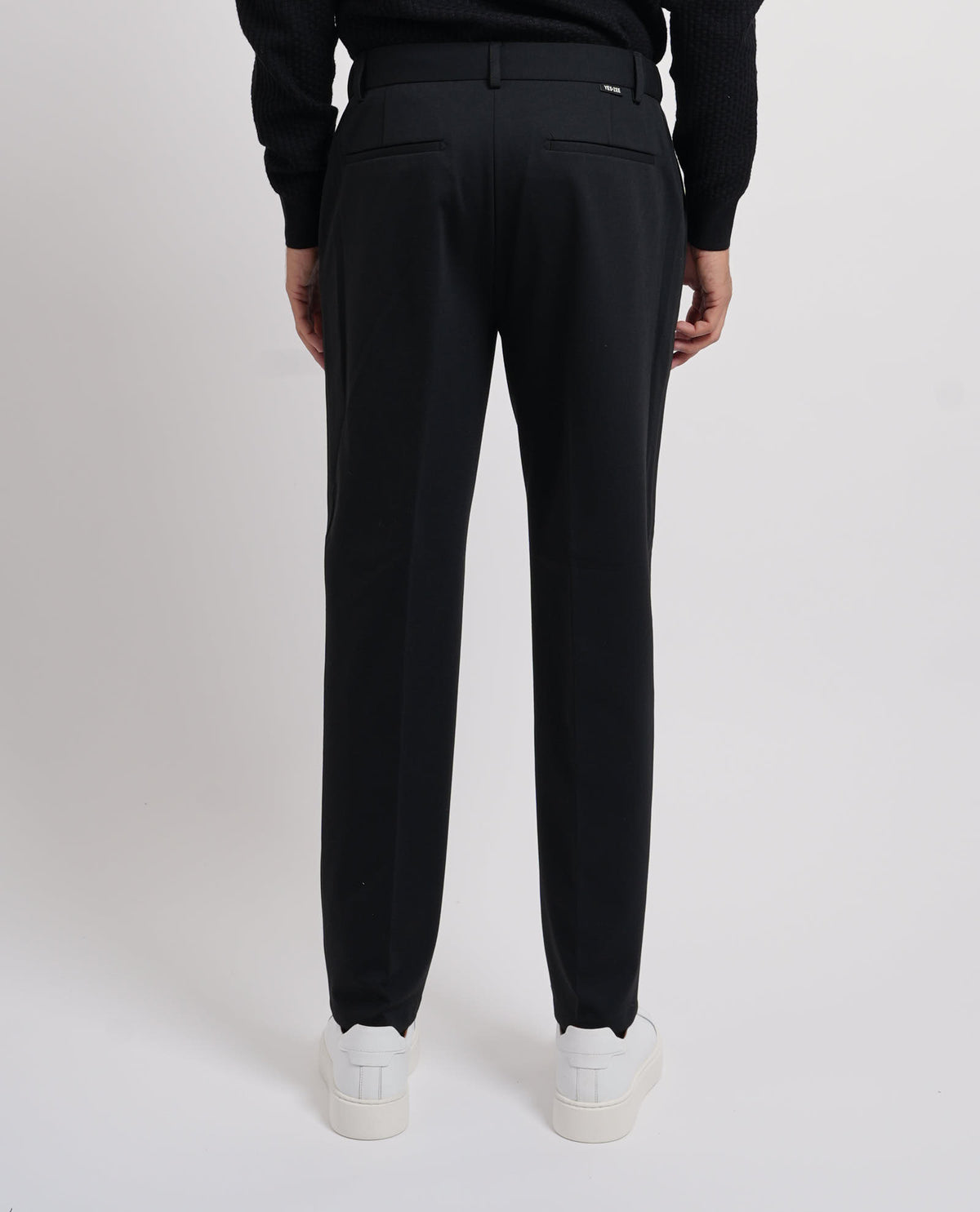 Pantaloni uomo Yes Zee con pinces e laccetto 