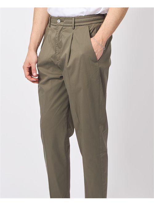 By And men's trousers with pleats and elastic BY-AND | RELAX/CDL4