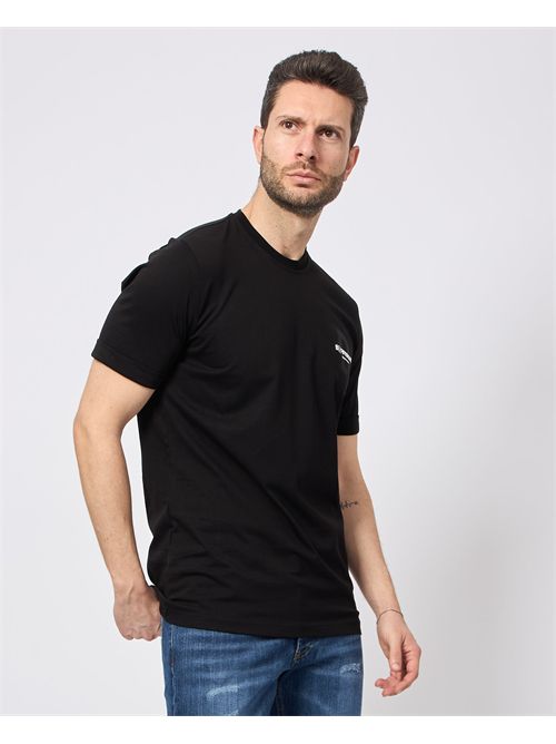 T-shirt nera Different con logo in petto DIFFERENT | DID2/DIRNERO