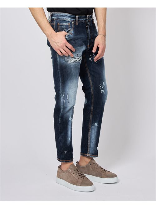 Jeans uomo Different in lavaggio scuro DIFFERENT | MANM05