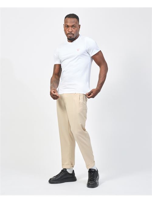 T-shirt uomo Guess con logo piccolo triangolo GUESS | M2YI36-I3Z14G011