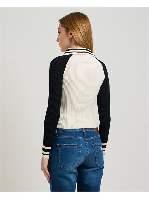 Maglione donna Guess Jeans con scollo a V GUESS | W5YR54-Z3P32FJ8J